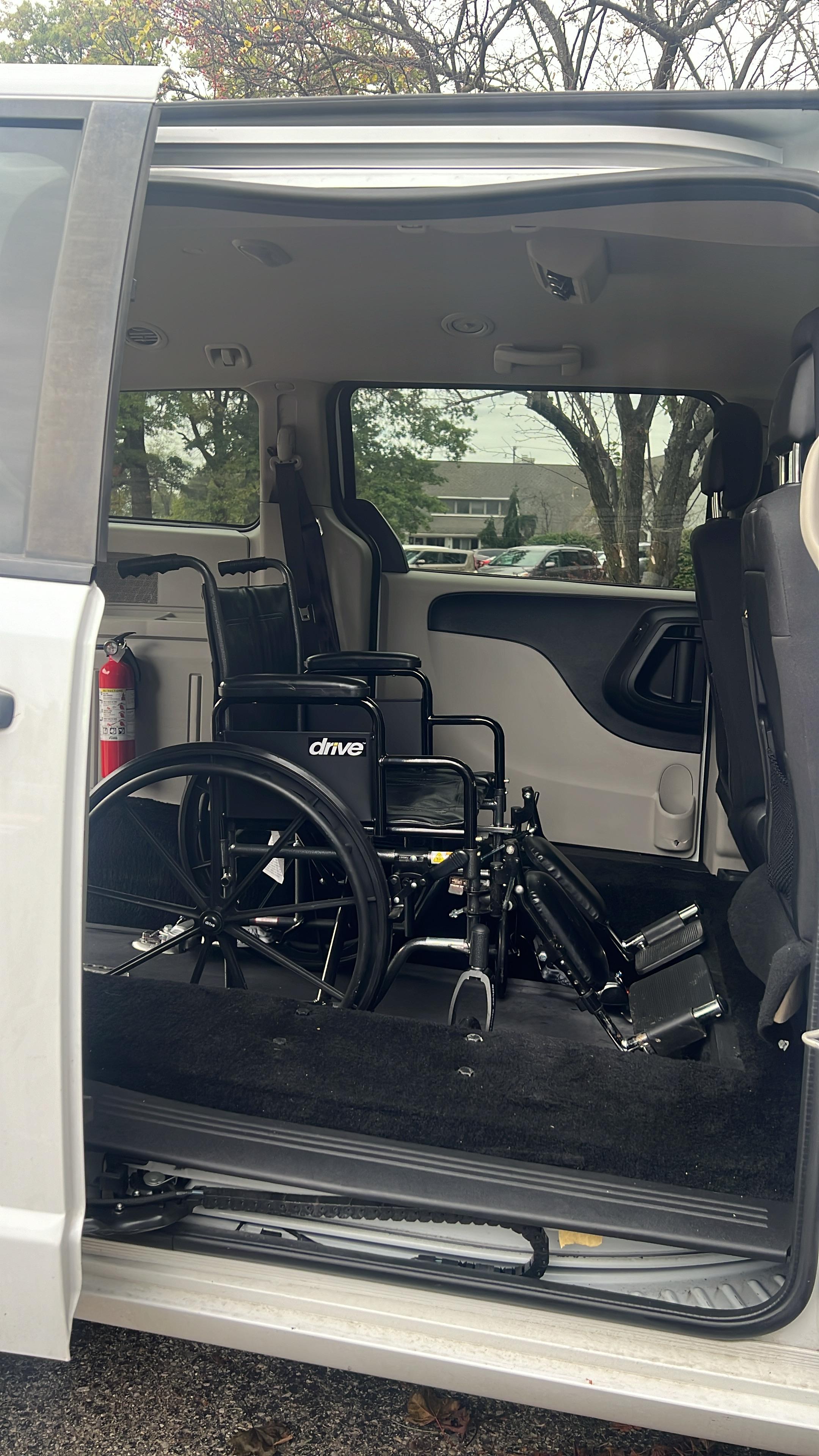 Professional medical transportation vehicle
